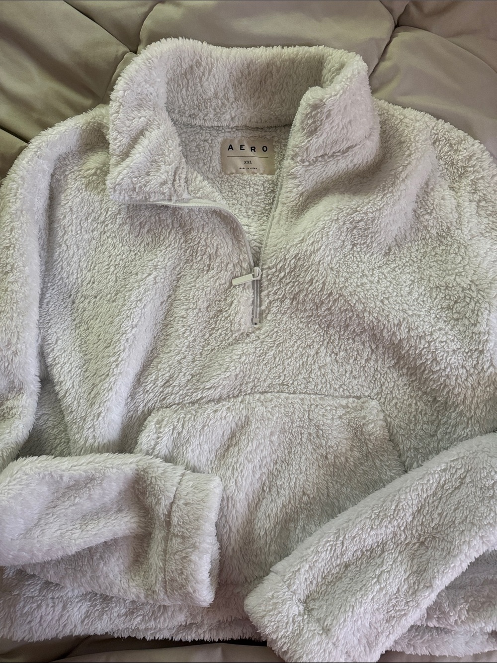 Aero Cozy Sherpa Quarter-Zip Pullover Jacket in Light Gray